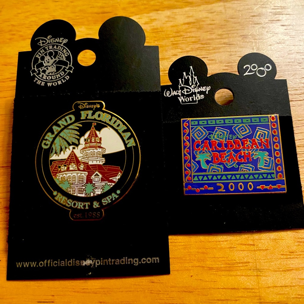 2 Walt Disney World hotel pins.